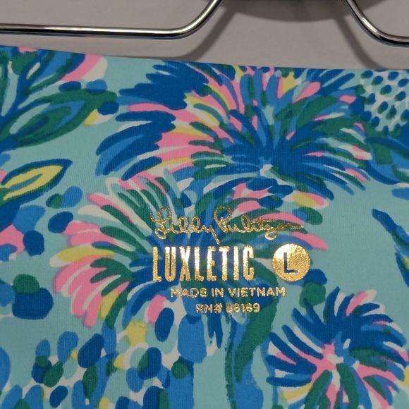 Lilly Pulitzer Luxletic 21" South Beach High Rise Crop Leggings - Picture 4 of 4